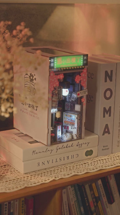 Omoide Yokocho Book Nook Kit